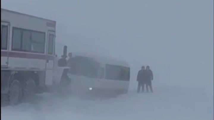 Түркістан облысында қар құрсауында қалған 4 адам құтқарылды