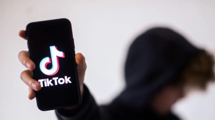 TikTok арқылы адам «емдеген» алаяқ сотталды