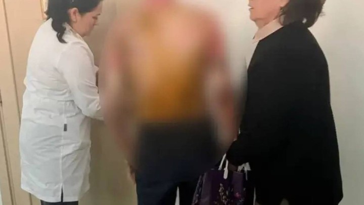 8-сынып оқушысы өзін мазақтаған сыныптастарының үстіне бензин құйып, өртеп жіберген (ВИДЕО)