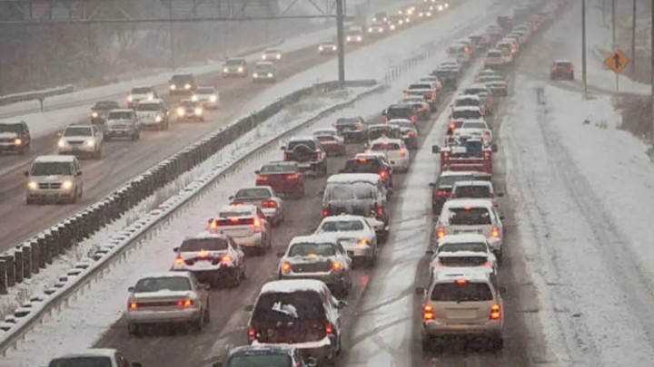 Бірқатар өңірде автожолдар жабылды