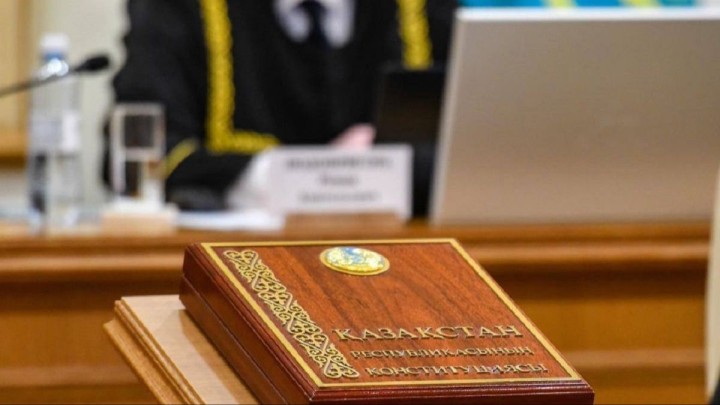 Ел асыға күткен жаңалық: Конституция жобасында тіл туралы бапқа өзгеріс енгізілді
