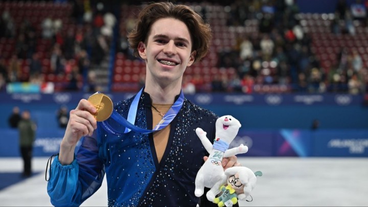 "Барша қазаққа алғысым шексіз": Олимпиада чемпионы Михаил Шайдоров қазақ тілінде тілегін жеткізді (ВИДЕО)