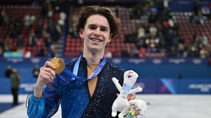 "Үйімнің алдына асфальт төсеп жатыр": Олимпиада чемпионы Михаил Шайдоров ел күтпеген мәлімдеме жасады (ВИДЕО)