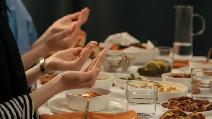 Біле жүріңіз! Ауыз бекітер алдында оқылатын дұға