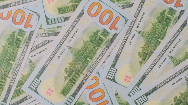 Доллар бағамы қайтадан 500 теңгеден асты