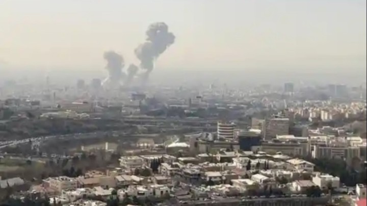 Израиль әуе күштері Иранның баллистикалық нысандарына жаппай соққы жасады