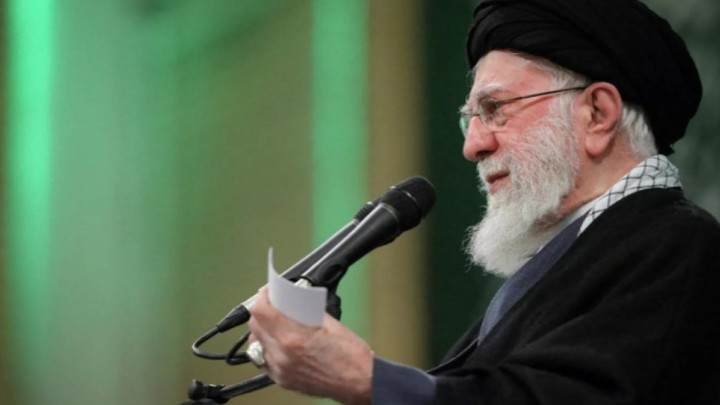 Иранның Жоғарғы көшбасшысы Аятолла Әли Хаменеи кім?