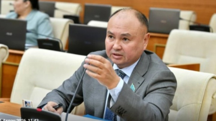 Депутат Саиров экс-шенеуніктердің Дубайдағы пәтерлерін тексеруді талап етпек