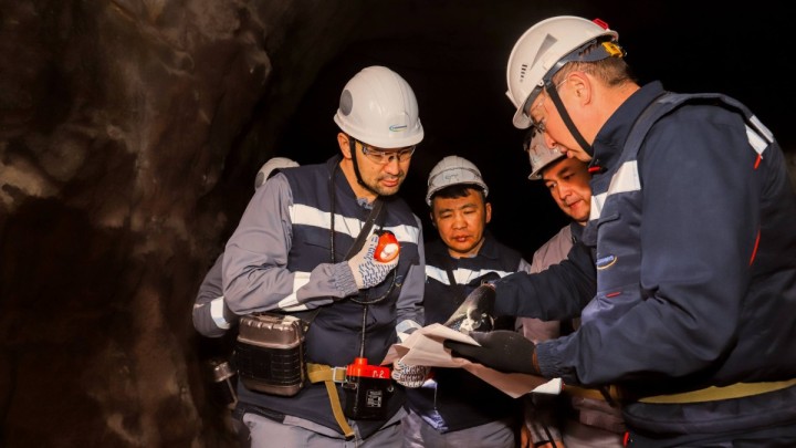 Руслан Өскенәлі Жезқазған өңірінің кәсіпорындарын аралады