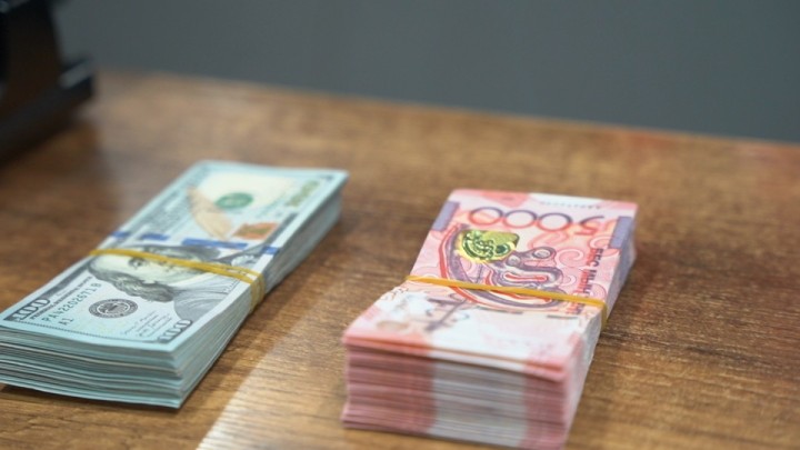 "Банктер ипотека бермейді": Премьер-министр Бектенов мұның кімге қатысы барын айтты