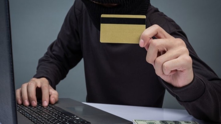 Бас прокуратура: Алаяқтар SMS пен мессенджер арқылы жаңа схеманы қолдануда