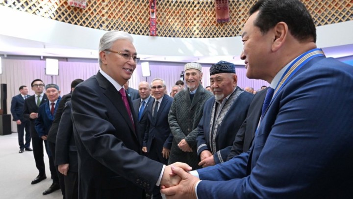 Тоқаев бірқатар азаматты мемлекеттік наградалармен марапаттады