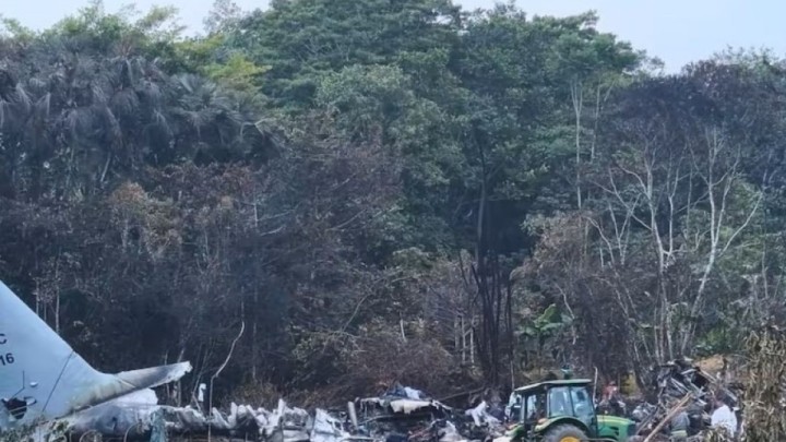 Колумбияда ұшақ апатына ұшырағандар саны 66 адамға жетті