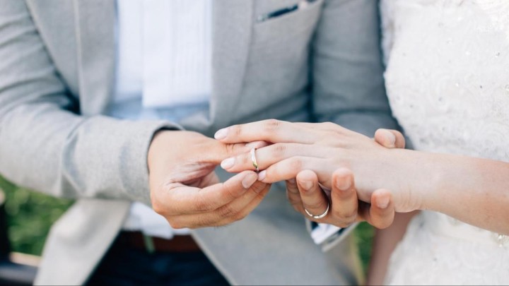 3 минутта үйленіп, 3 минутта ажырасты: Келін бір ауыз сөз үшін бірден кетіп қалды