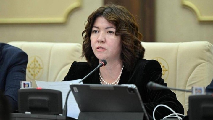 "Сүйінші, ағайын!" – Еліміздің бас педагогы ұстаздар асыға күткен қуанышты хабарды жеткізді (ВИДЕО)