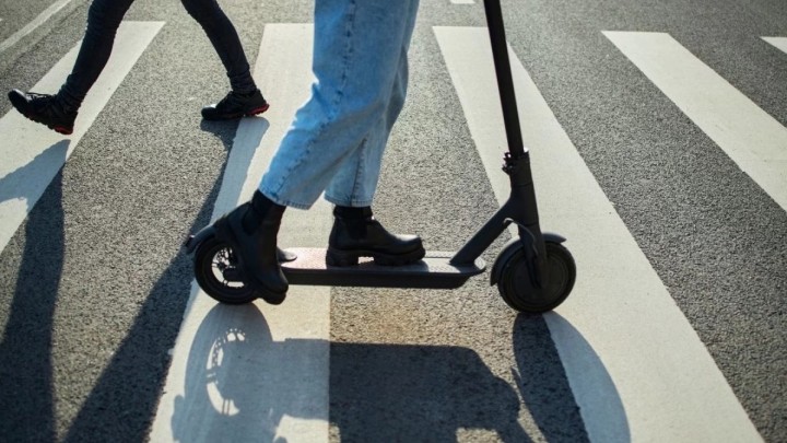 43 250 теңгеге дейін: Самокатпен жол ережесін бұзғандарға айыппұл салынады