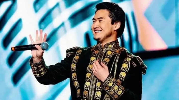 Төреғали Төреәлі жетінші сәбиінің суретін көрсетті (ФОТО)