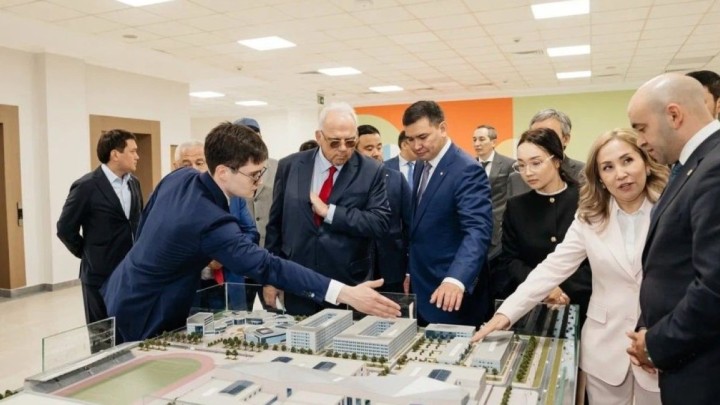 Астанаға Біріккен күрес әлемінің президенті Ненад Лалович келді