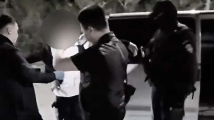 100 млн теңгеге сынап сатпақ болған. Күдікті қолға түсті