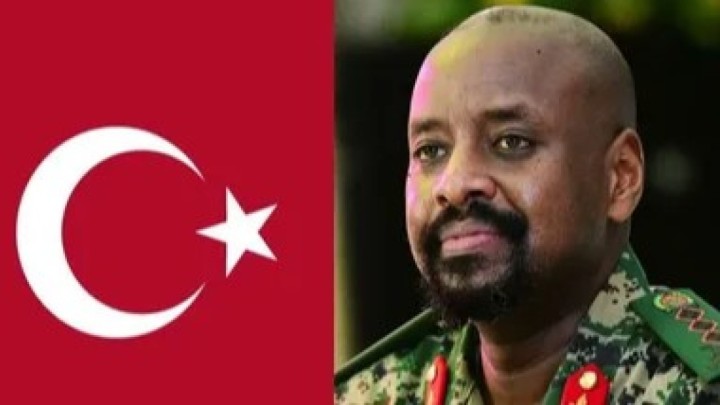 Генерал Түркиядан 1 миллиард доллар мен «ең сұлу әйел» талап етті