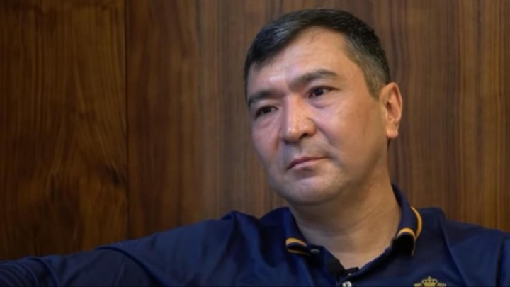 "84 жасқа келуші еді... Сағындым": Динара Сәтжанның күйеуі марқұм әкесін еске алып, елді елжіретті (ФОТО)