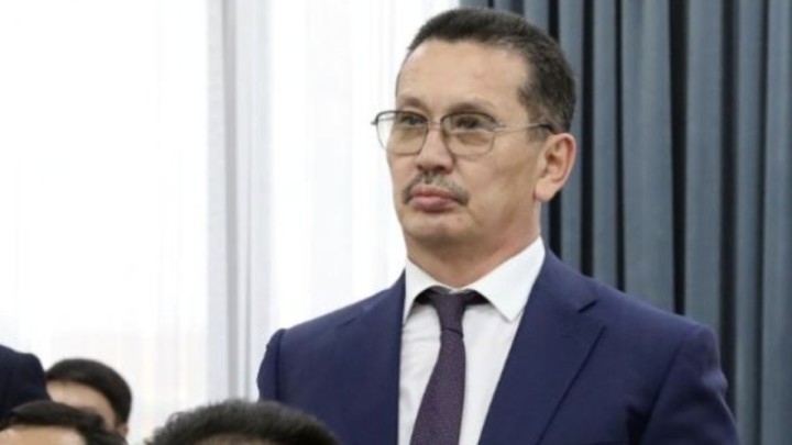 Жамбыл облысында басқарма басшысы жұмыс орнында ұсталды