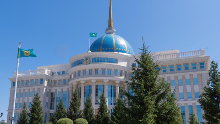 Қасым-Жомарт Тоқаев Мұхтар Шахановтың қайтыс болуына байланысты көңіл айтты