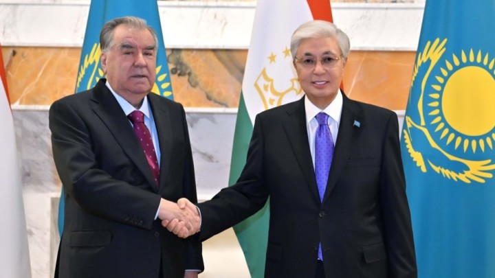 Арал қоры аясындағы кездесу: Тоқаев пен Рахмон келісімге келді