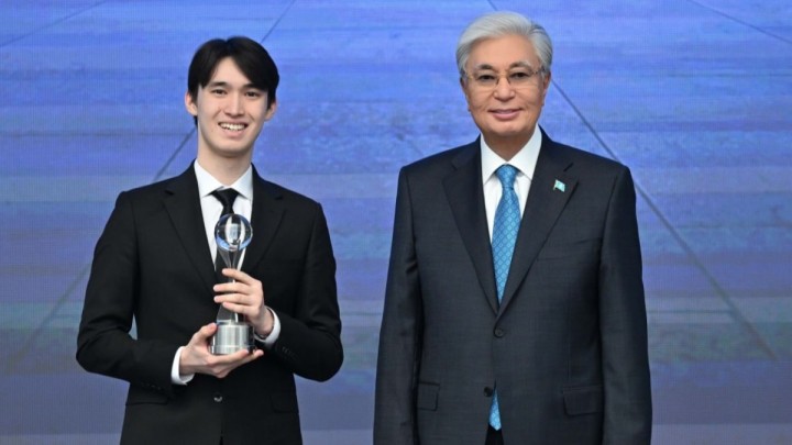 Президент ЖИ саласындағы ұлттық байқау жеңімпаздарын марапаттады