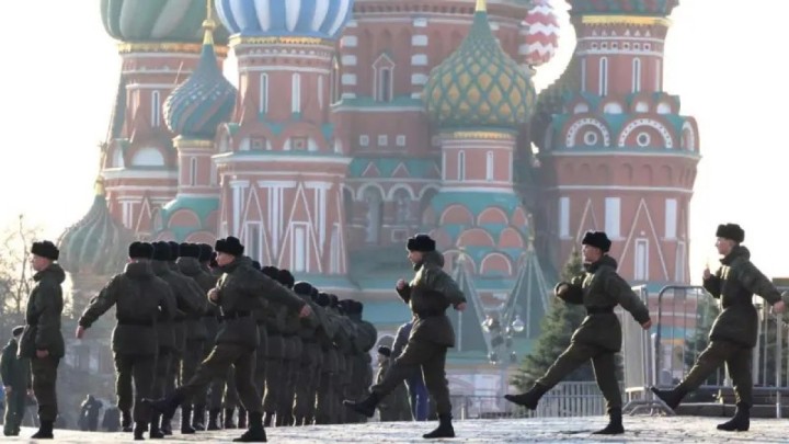 Қызыл алаңдағы шеру алғаш рет әскери техникасыз өтпек