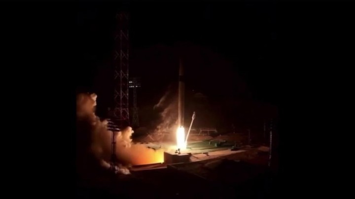 Байқоңырдан алғаш рет «Сұңқар» зымыраны ұшырылды