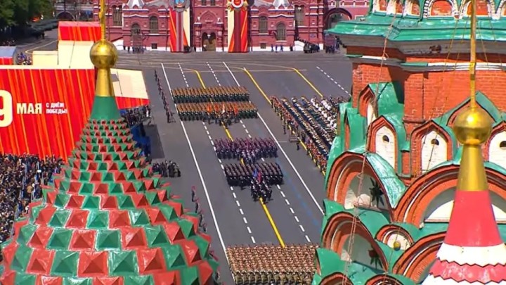 Ресей Жеңіс күні қарсаңында Украинаға уақытша бітім ұсынды