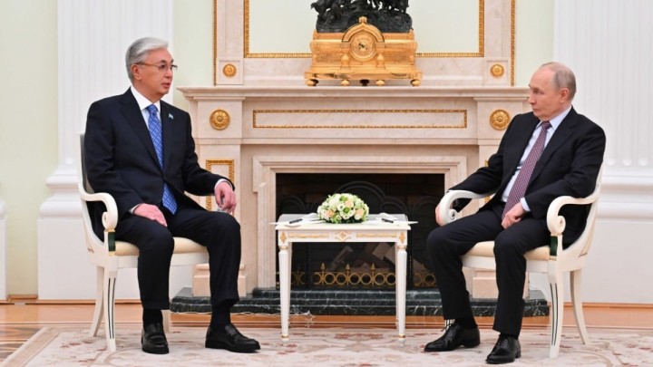 Тоқаев Владимир Путинмен кездесу өткізді