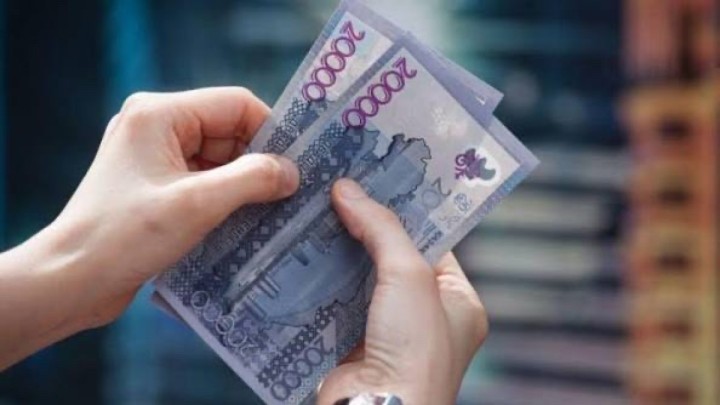 Қазақстандағы орташа жалақы 461 мың теңгеден асты