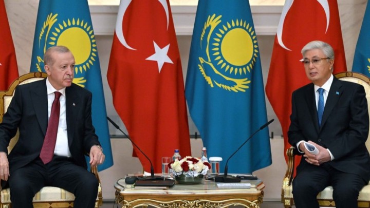 Мемлекет басшысы Түркия Президентімен шағын құрамда келіссөз жүргізді