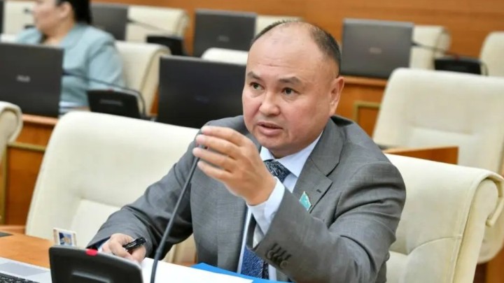 Қазақстан Халық кеңесінің мүшелері жалақы алмайды – депутат