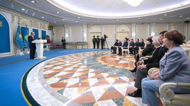 Мақпал Жүнісова «Барыс», Татьяна Бурмистрова «Отан» орденімен марапатталды