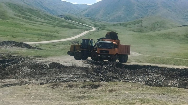 Тасжолдардан қала көшелеріне дейін: ШҚО-да жол жөндеу жұмыстары қарқынды