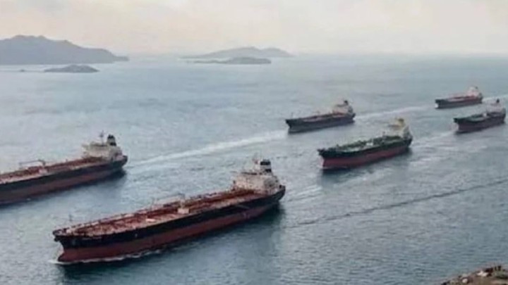 Ормуз бұғазы ашылды: алғашқы жеті кеме өткені хабарланды