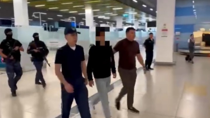 Халықаралық іздеудегі алаяқ Қазақстанға жеткізілді
