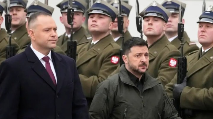 Туск: Польша мен Украина арасындағы жанжал – «стратегиялық қателік»