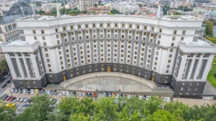 Зеленский Украина үкіметінде кадрлық өзгерістер болатынын мәлім етті