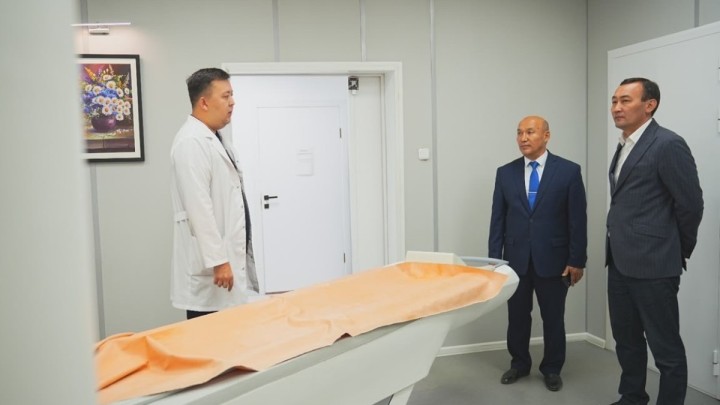 Ұлытау облысының әкімі Жаңаарқадағы құрылыс нысандарын аралады