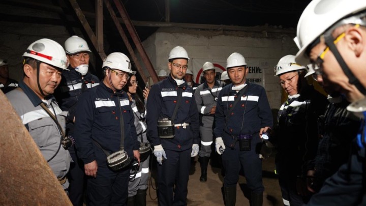 Ұлытау облысының әкімі «Қазақмыс» Тобының өңірдегі негізгі өндірістік және әлеуметтікнысандарымен танысты