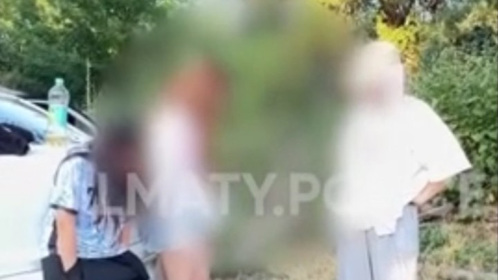 Алматыда есірткі таратты деген күдікпен кәмелетке толмаған қыз ұсталды