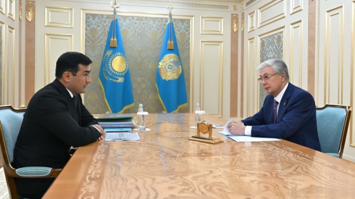 Тоқаев «Бәйтерек» холдингінің даму жоспарымен танысты