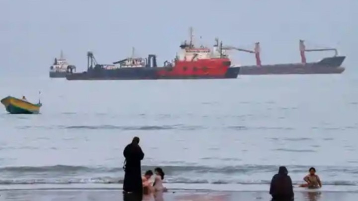 Иран Ормуз бұғазын ашу үшін АҚШ-қа жаңа талаптар қойды