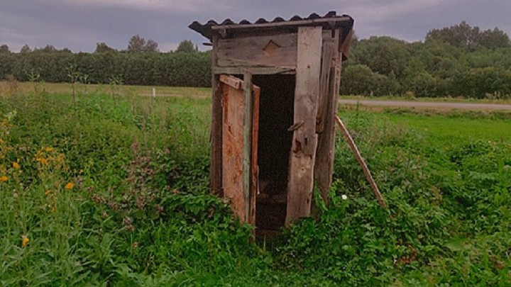 Түркістан облысында әйел жаңа туған сәбиін әжетхана шұңқырына тастап, көміп тастаған