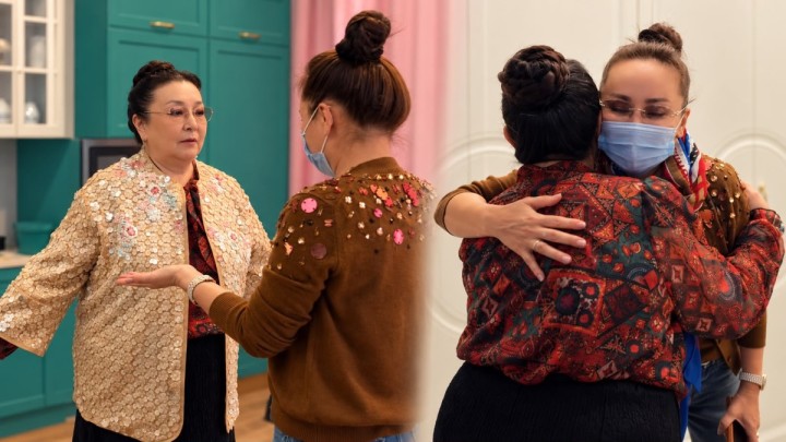 "Ойымды оқығандай болдыңыз": Баян Алагөзова Меруерт Өтекешоваға тағы сыйлық жасады