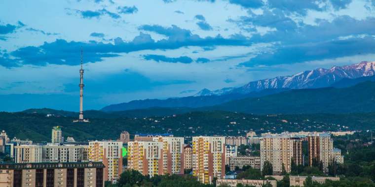 Алматы әкімдігі шетелдік блогерлерге 35 миллион шашпақ